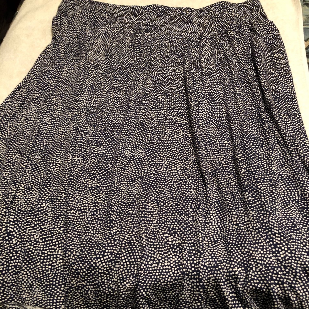 NWOT Blue polka dot skirt.